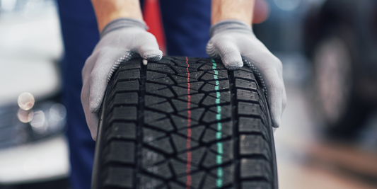 Mantenimiento Básico de Neumáticos: Cuidando tu Inversión Después de la Compra